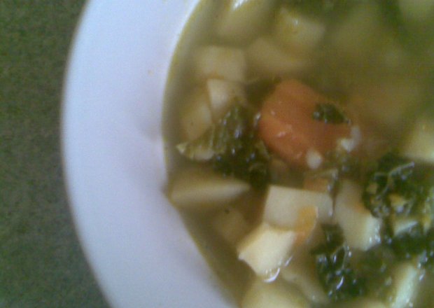 Fotografia przedstawiająca Zupa z kapusty włoskiej