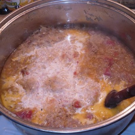 Krok 3 - Zupa z kapusty z pomidorami foto