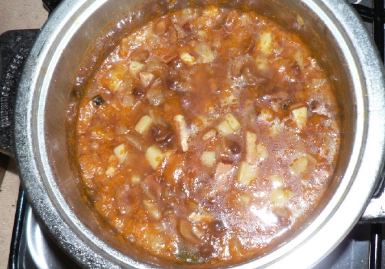 zupa z kurek z wędzonym boczkiem foto