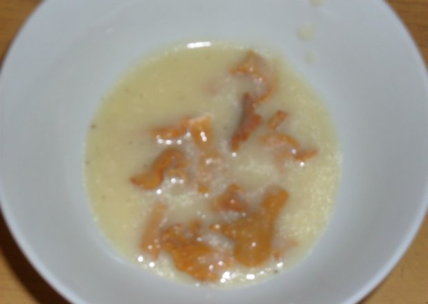 Fotografia przedstawiająca zupa z kurek