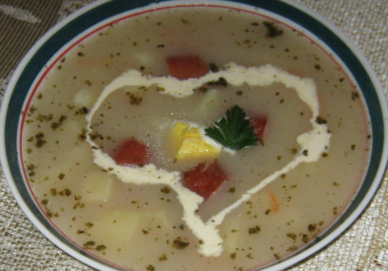 Zupa z majerankiem foto