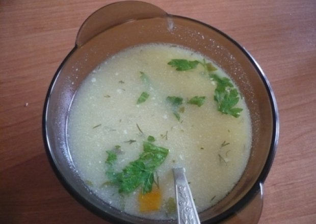 Fotografia przedstawiająca Zupa z makaronem
