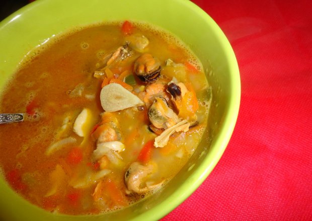 Fotografia przedstawiająca Zupa z małży