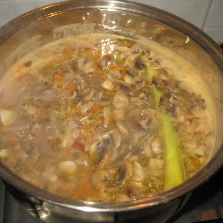 Krok 4 - Zupa z mięsa mielonego foto