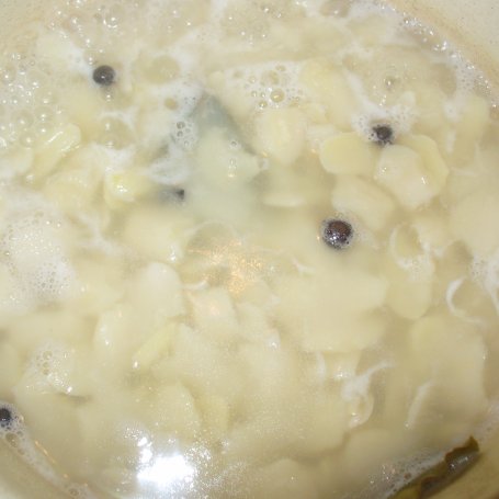 Krok 1 - Zupa  z młodą fasolą i ziemniakami foto