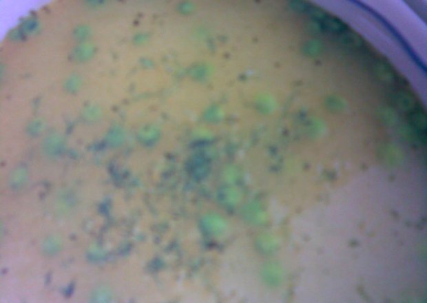 Fotografia przedstawiająca Zupa z młodego zielonego groszku
