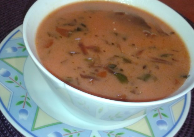 Fotografia przedstawiająca Zupa z młodej botwinki