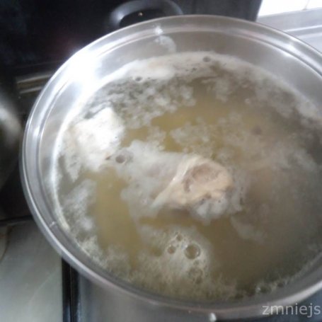 Krok 1 - Zupa z młodej kapusty i fasolki zielonej foto