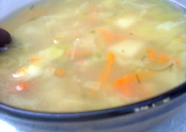 Fotografia przedstawiająca Zupa z młodej kapusty