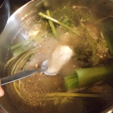 Krok 6 - Zupa z młodymi warzywami i zieloną soczewicą :) foto