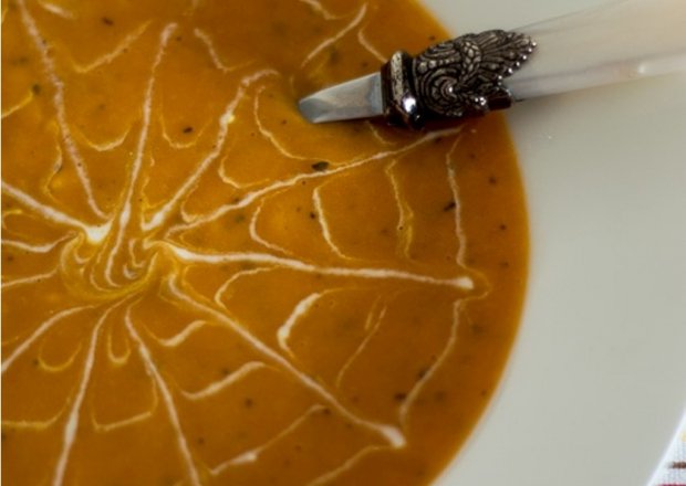 Fotografia przedstawiająca Zupa z pajęczyną