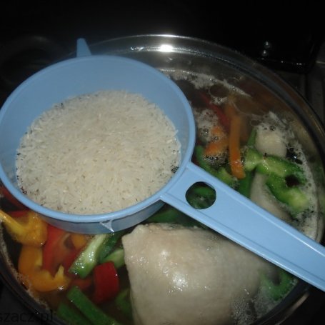 Krok 3 - Zupa z papryką i ryżem foto