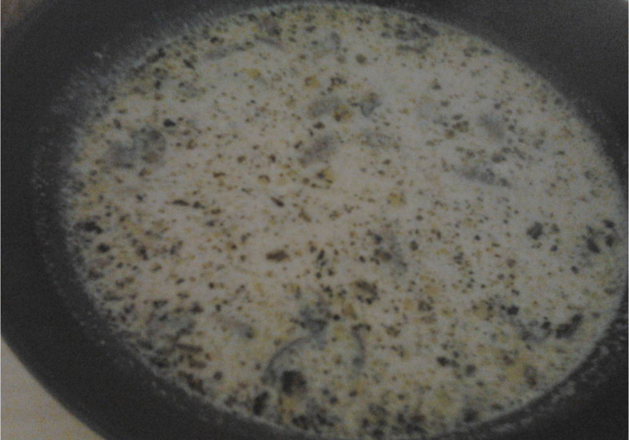 zupa z pieczarek foto