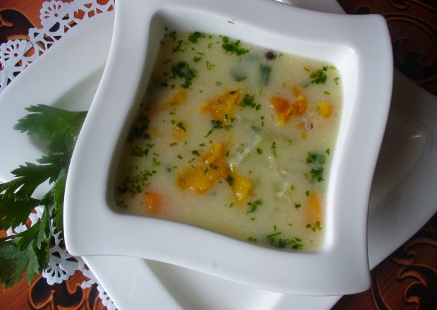 Fotografia przedstawiająca Zupa z pieczoną dynią