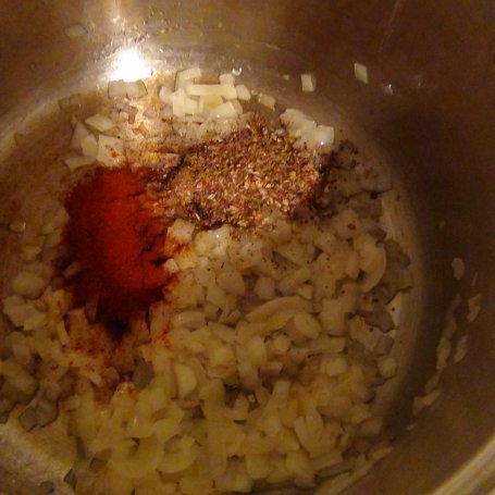 Krok 2 - Zupa z pieczonych papryk i pomidorów z dodatkiem soczewicy foto