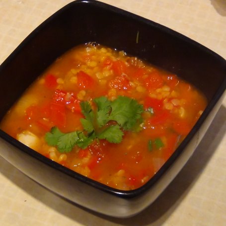 Krok 4 - Zupa z pieczonych papryk i pomidorów z dodatkiem soczewicy foto