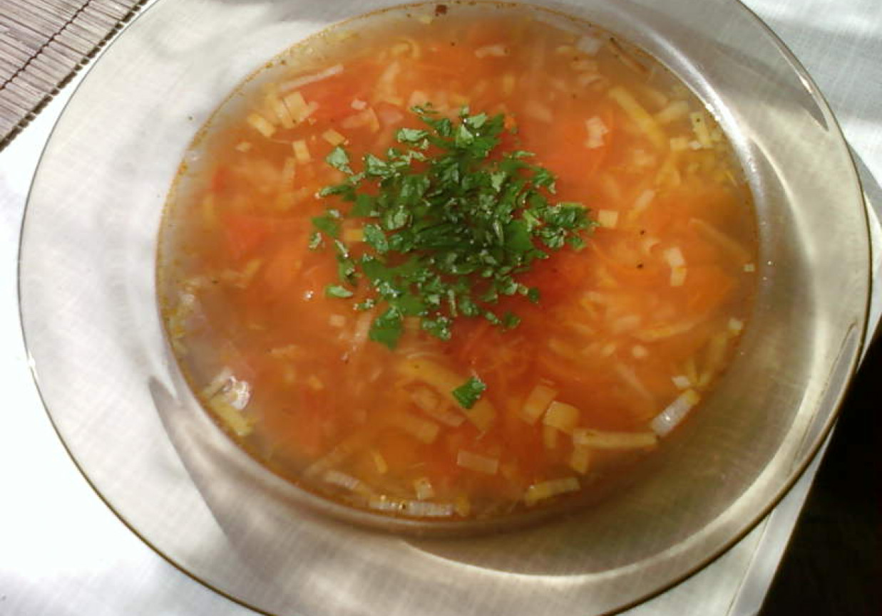 Zupa z pomidorami i porem foto