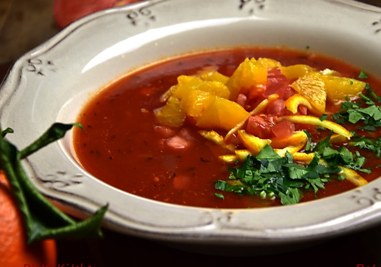 Zupa z pomidorów i pomarańczy foto