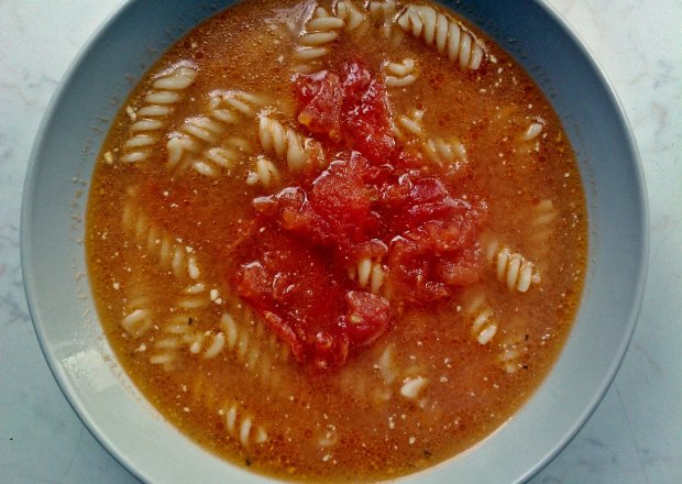 Fotografia przedstawiająca Zupa z pomidorów