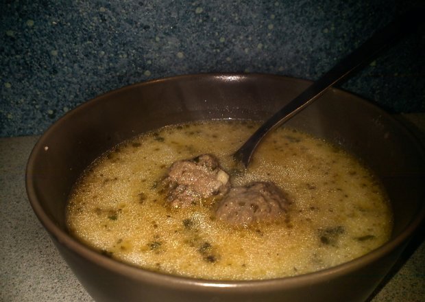 Fotografia przedstawiająca Zupa z pulpecikami