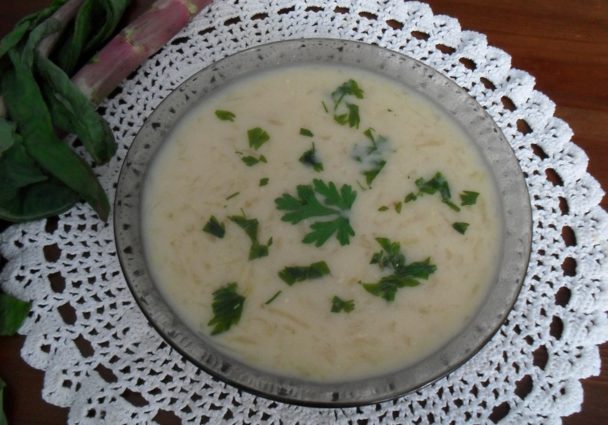 Zupa z sałaty łodygowej foto