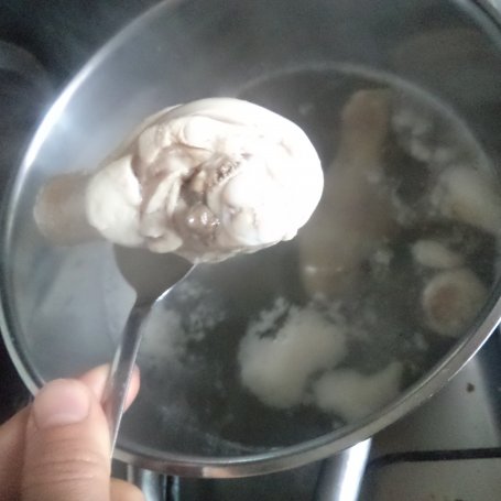 Krok 1 - Zupa z selerem naciowym i fasolką konserwową :) foto