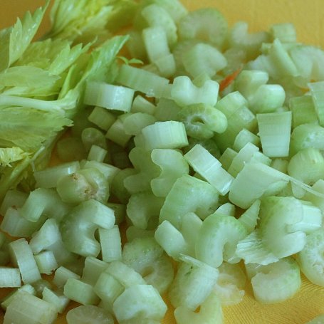 Krok 4 - Zupa z selerem naciowym foto