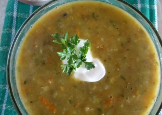 Fotografia przedstawiająca Zupa z soczewicy zielonej