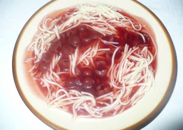 Fotografia przedstawiająca Zupa z wiśni