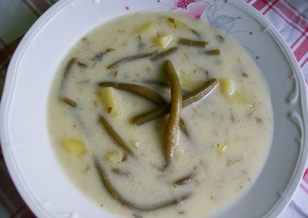 Fotografia przedstawiająca Zupa z zieloną fasolką