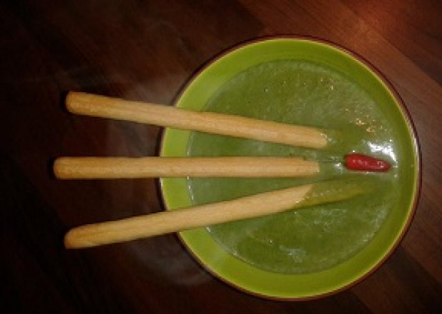 Fotografia przedstawiająca Zupa z zielonego groszku wg Piotra