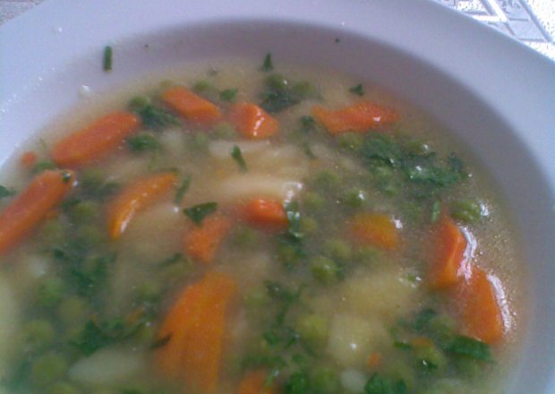 Fotografia przedstawiająca Zupa z zielonego groszku.