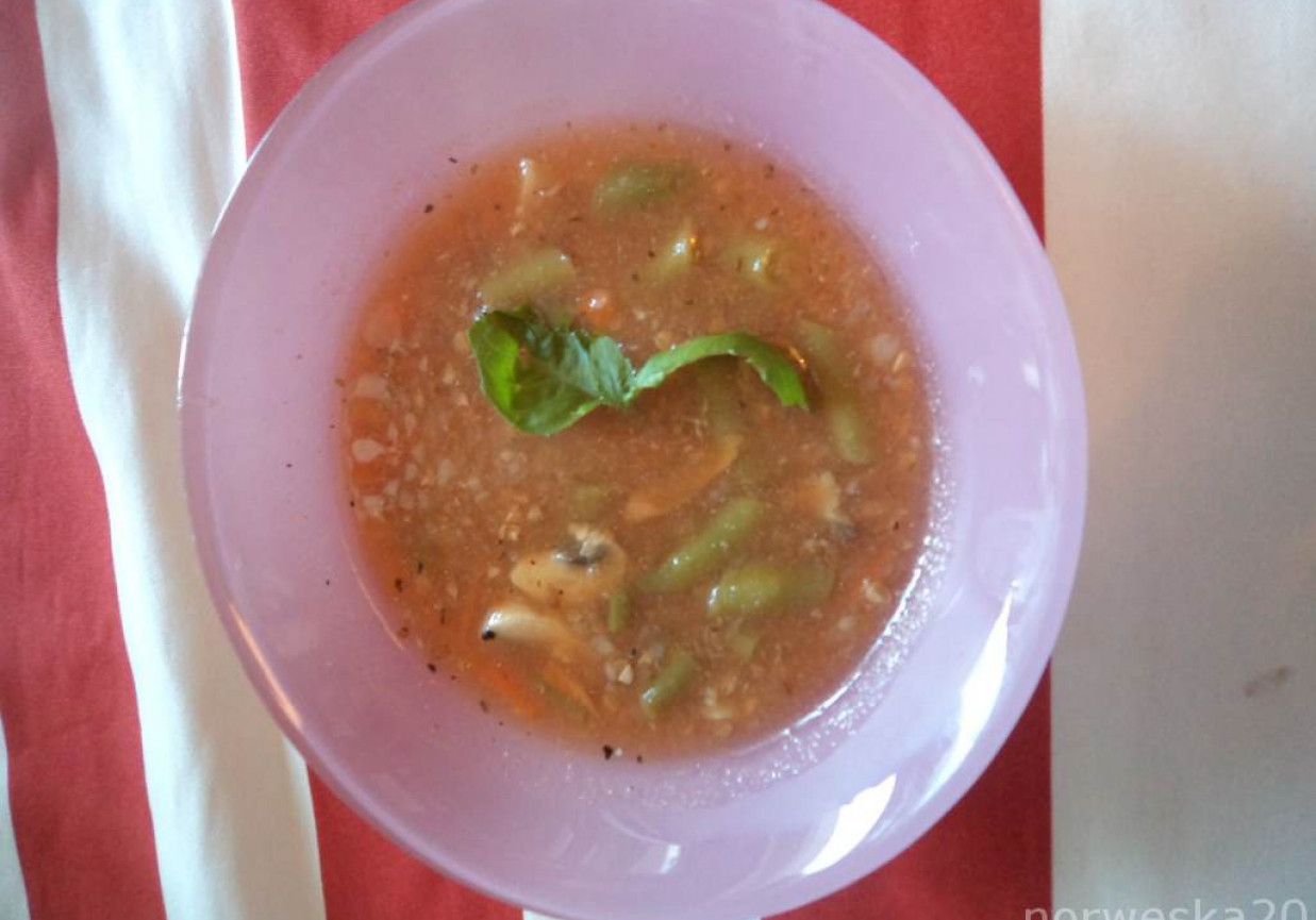 Zupa z zielonej fasolki z dodatkiem kaszy gryczanej:) foto