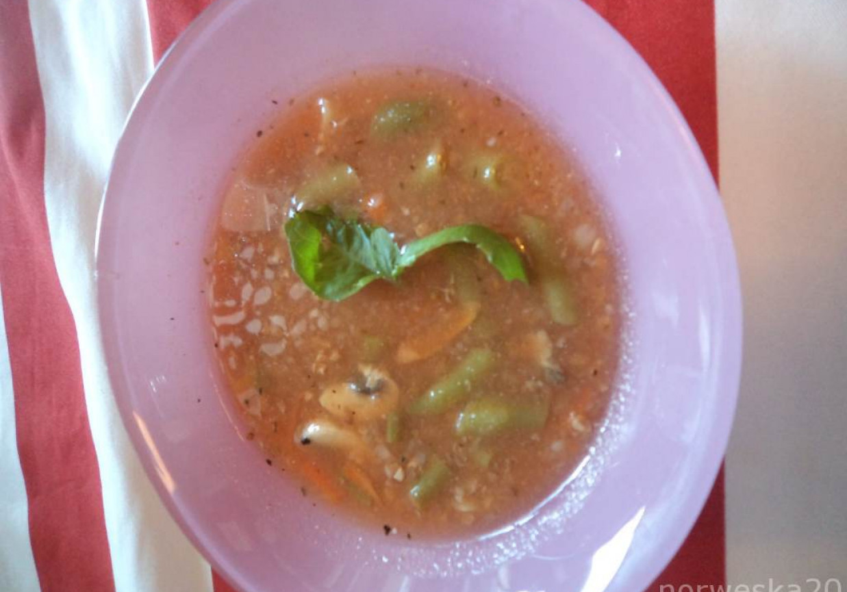 Zupa z zielonej fasolki z dodatkiem kaszy gryczanej:) foto