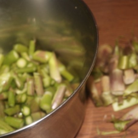 Krok 5 - Zupa z zielonych szparagów z ziemniakami foto