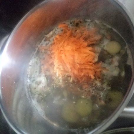 Krok 4 - Zupa z zielonych warzyw :) foto