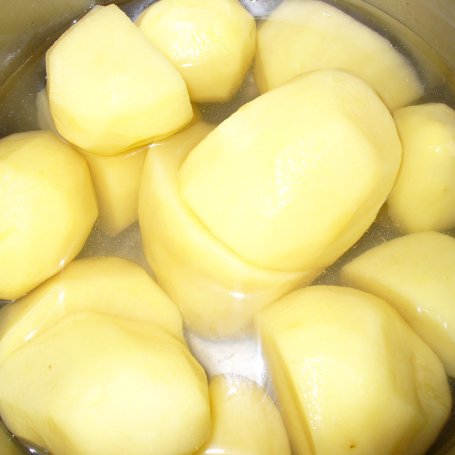 Krok 3 - Zupa  zasmażkowa z ziemniakami foto