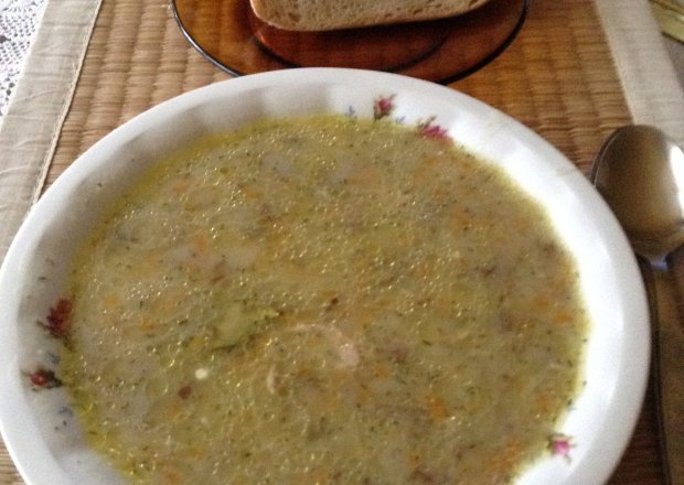 Fotografia przedstawiająca Zupa ze świeżych grzybów.