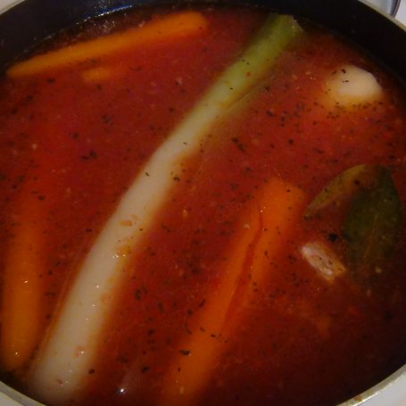Krok 3 - Zupa ze świeżych pomidorów foto