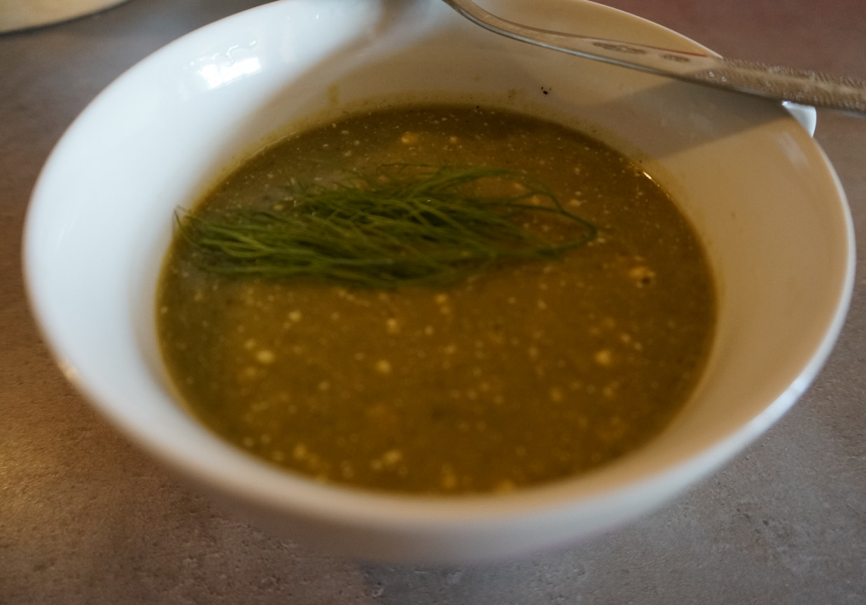 Zupa ze szpinaku z gałką muszkatołową foto