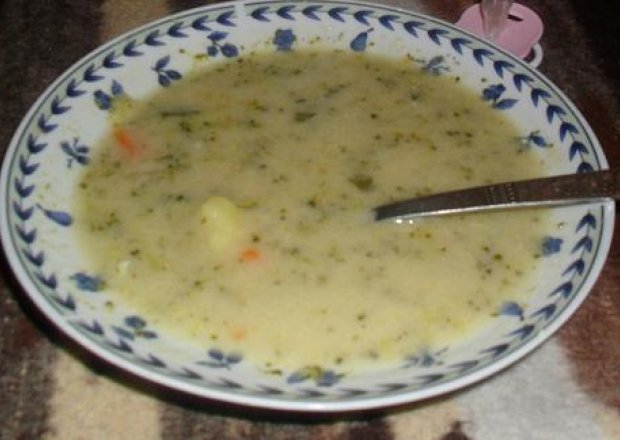 Fotografia przedstawiająca Zupa zielona