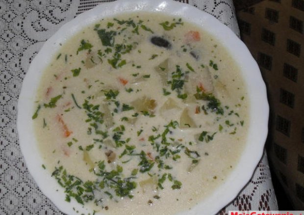 Fotografia przedstawiająca Zupa ziemniaczana - NA GRZYBKU