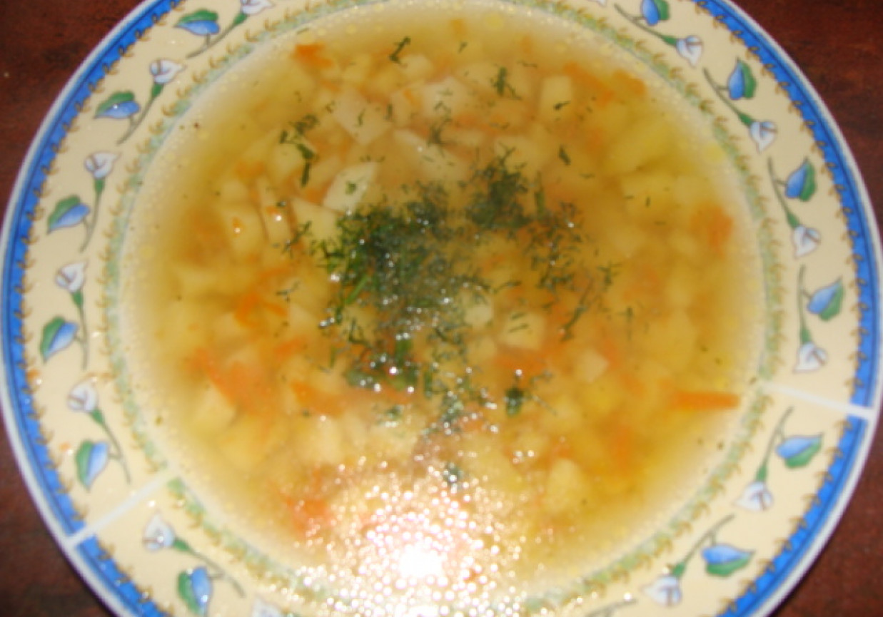 zupa ziemniaczana na rosole foto