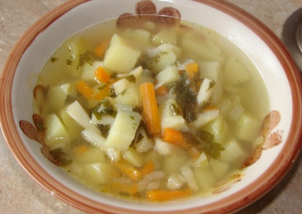 Fotografia przedstawiająca Zupa ziemniaczana na żeberkach