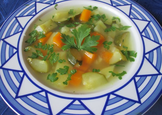 Fotografia przedstawiająca Zupa ziemniaczana z cukinią