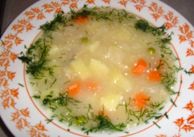 Fotografia przedstawiająca Zupa ziemniaczana z kalarepką