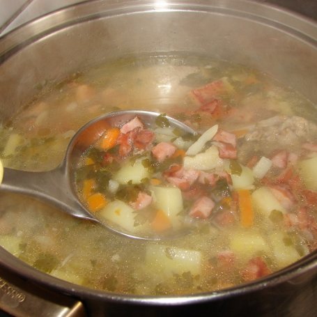 Krok 3 - Zupa ziemniaczana z kiełbaską foto