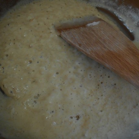 Krok 7 - Zupa ziemniaczana z majerankiem foto