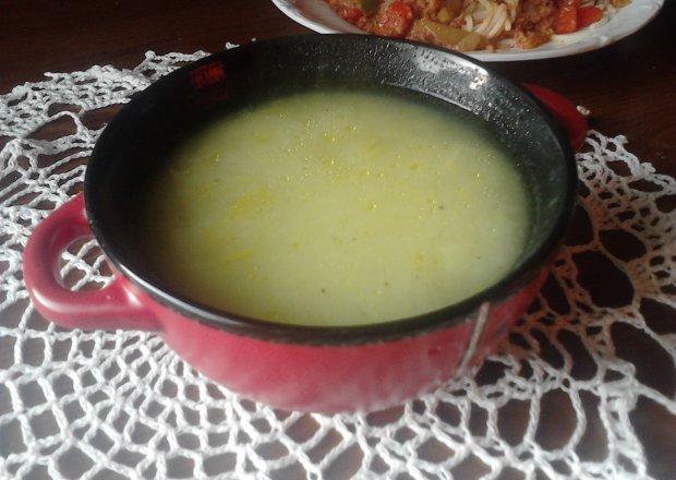 Fotografia przedstawiająca Zupa ziemniaczana z porem