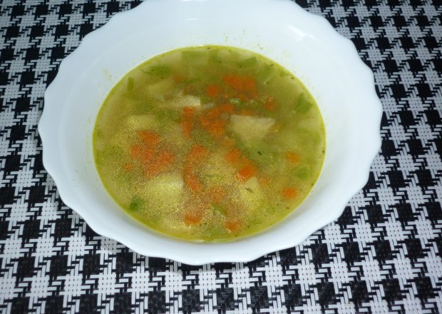 Fotografia przedstawiająca Zupa ziemniaczana z warzywami